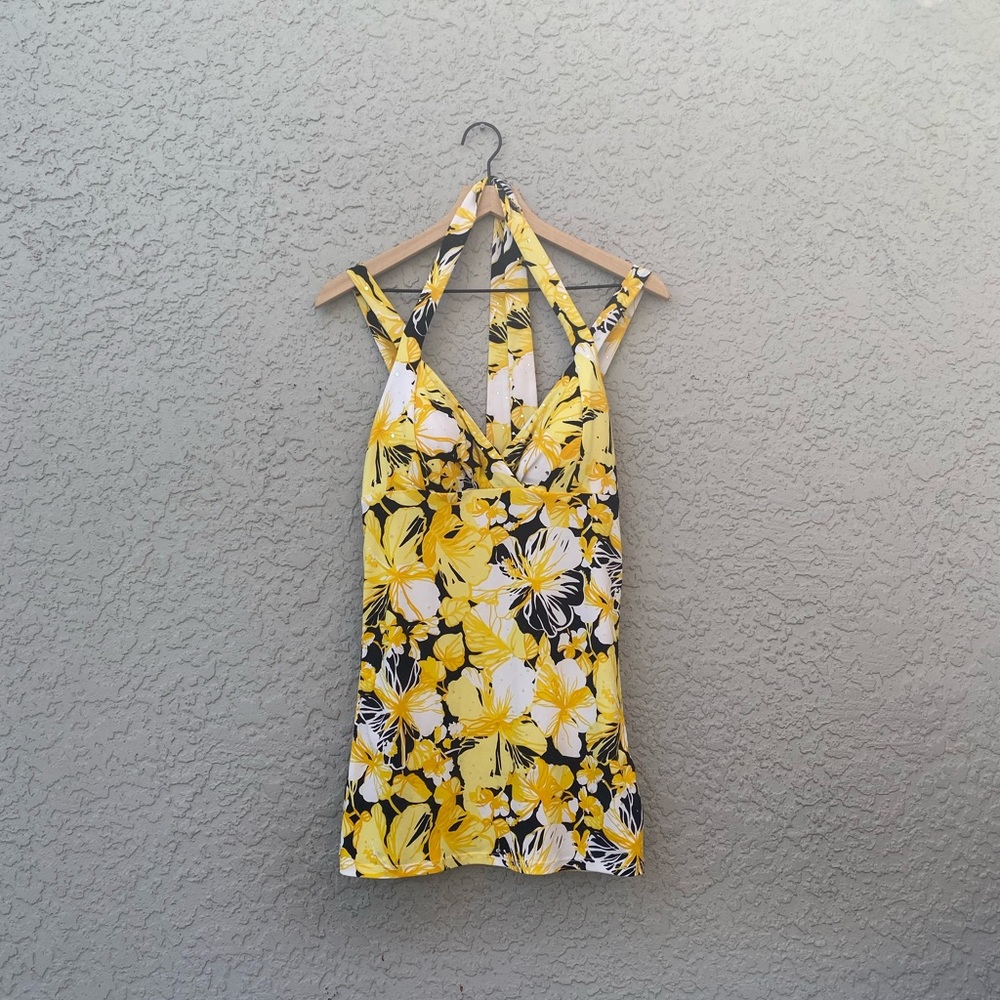 - 90s And Early 2000s Halter Top